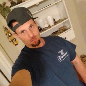 Meet your Posher, Derrick